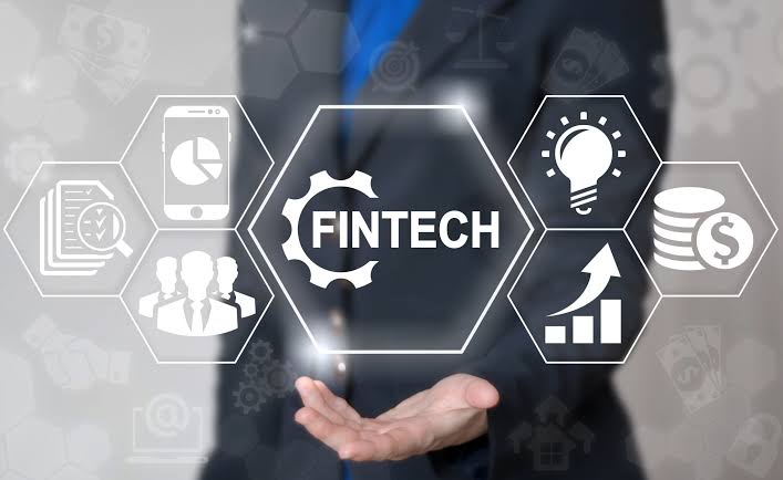 Sejarah Fintech: Evolusi Teknologi Keuangan dari Masa ke Masa.